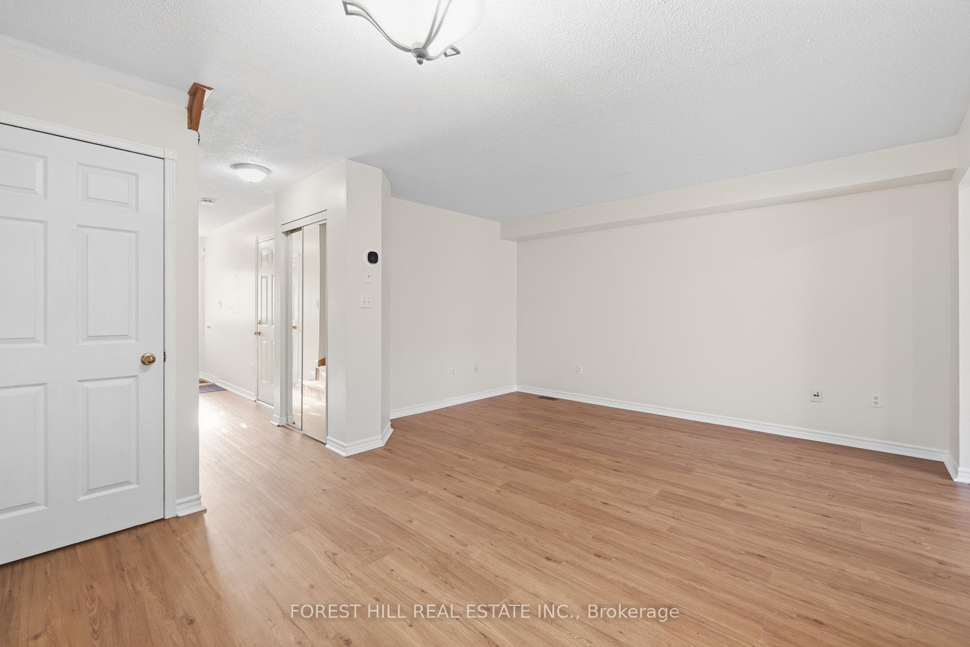 5260 McFarren Boulevard Unit 139 photo 3