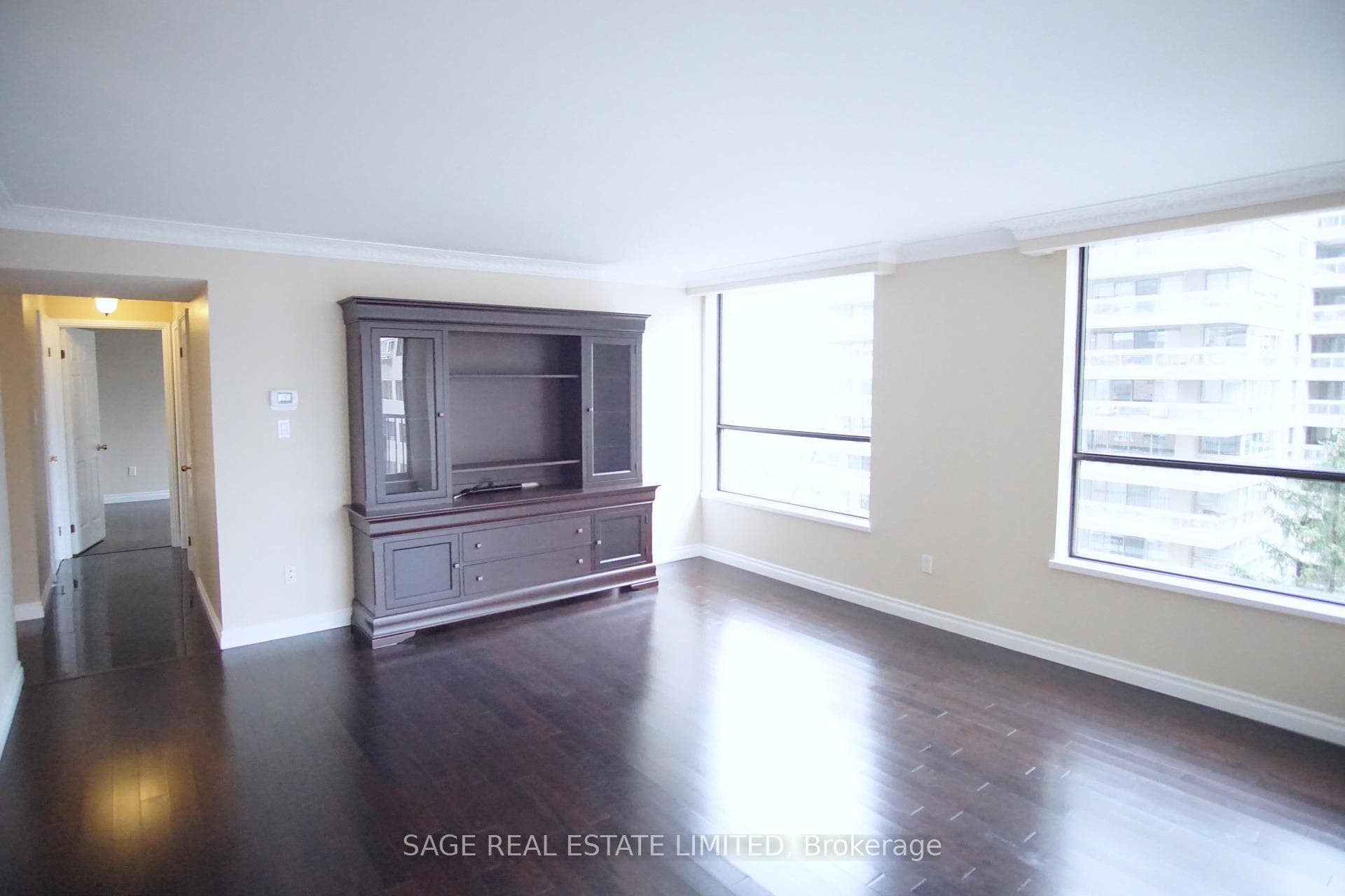 47 St Clair Avenue Unit 801 photo 3