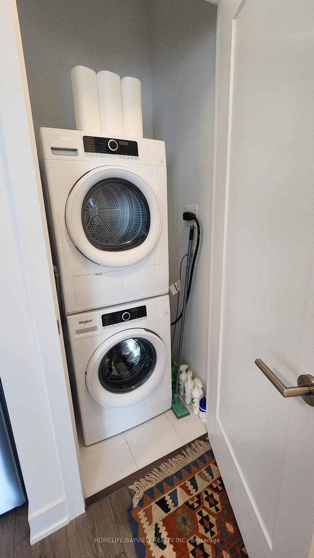 575 Bloor Street Unit 2704 photo 14
