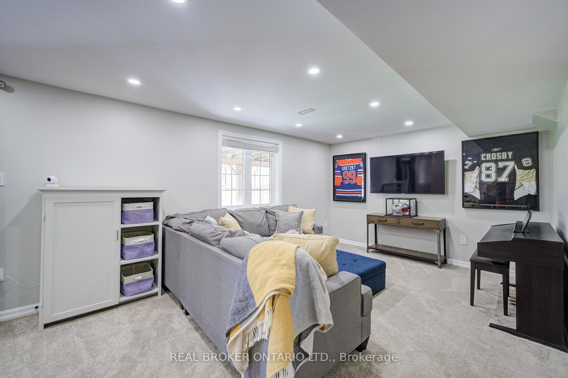 21 Mynden Way photo 25