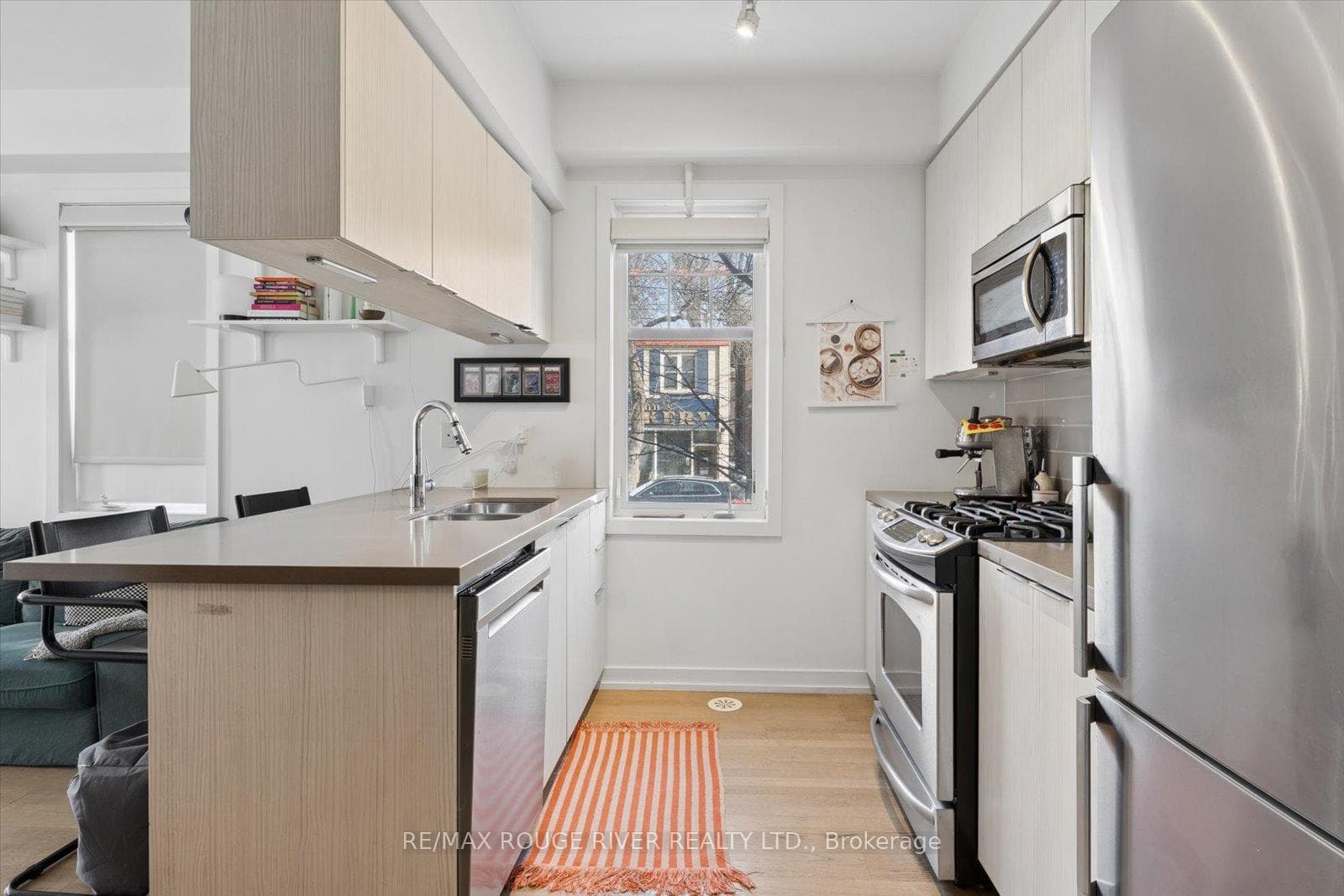 150 Broadview Avenue Unit TH 1 photo 11
