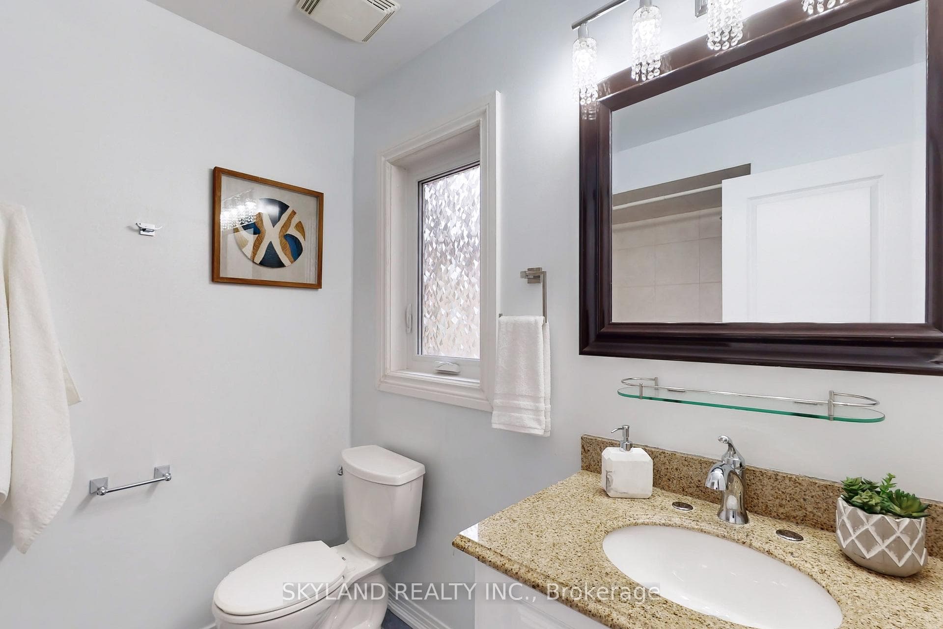 9 Magnotta Road photo 23