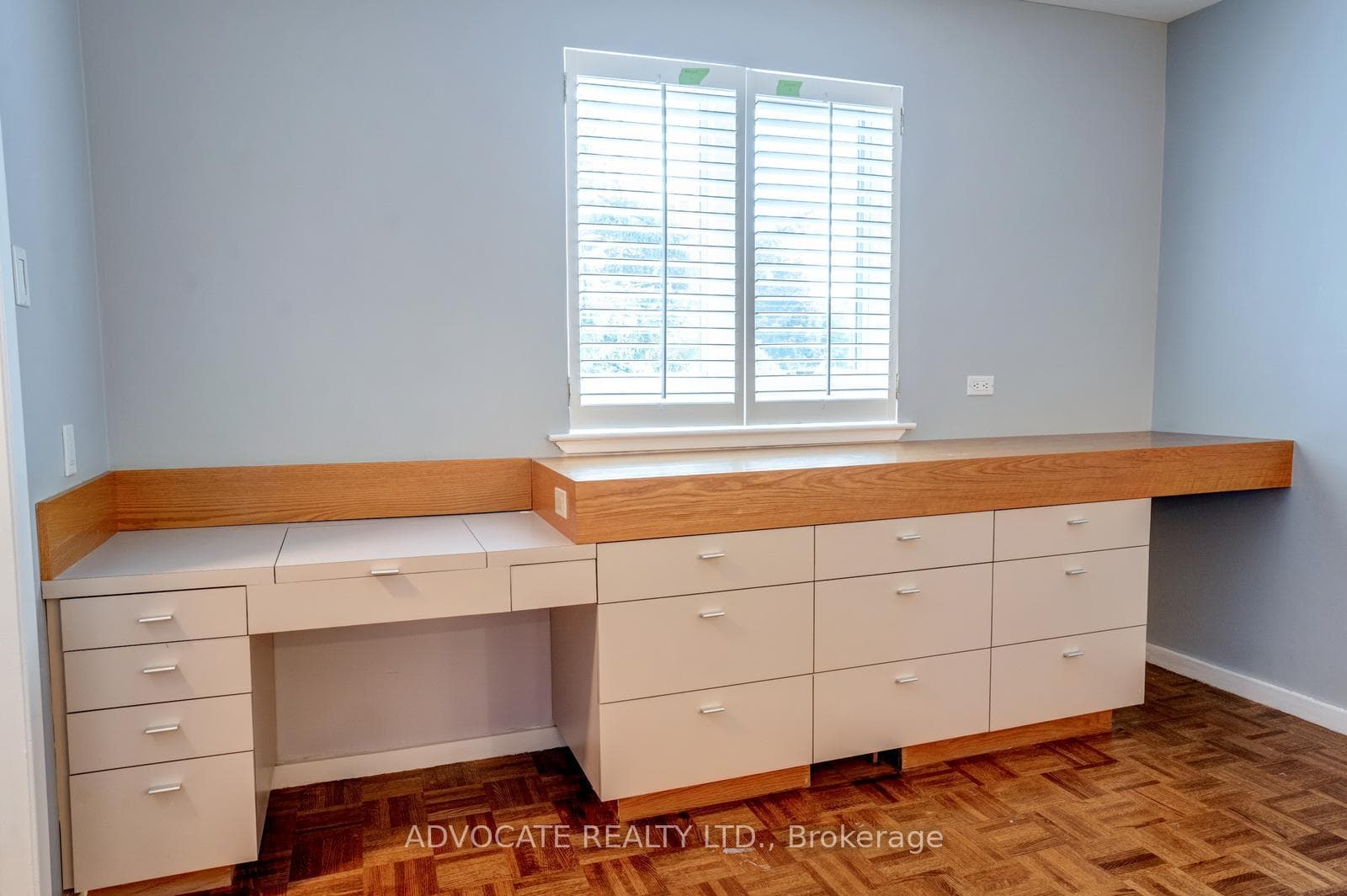 16 Rollscourt Drive photo 23