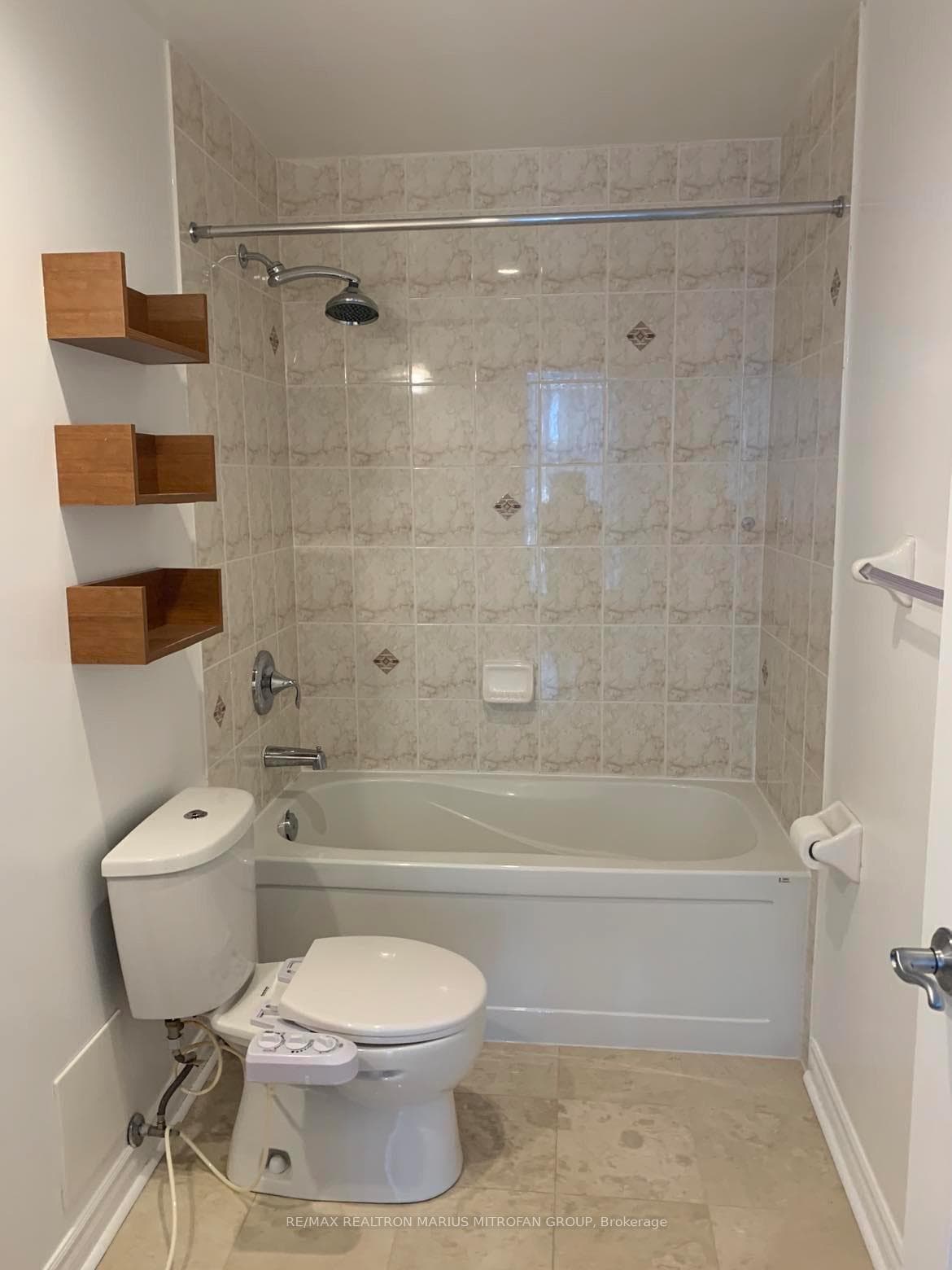 18 Holmes Avenue Unit 412 photo 9