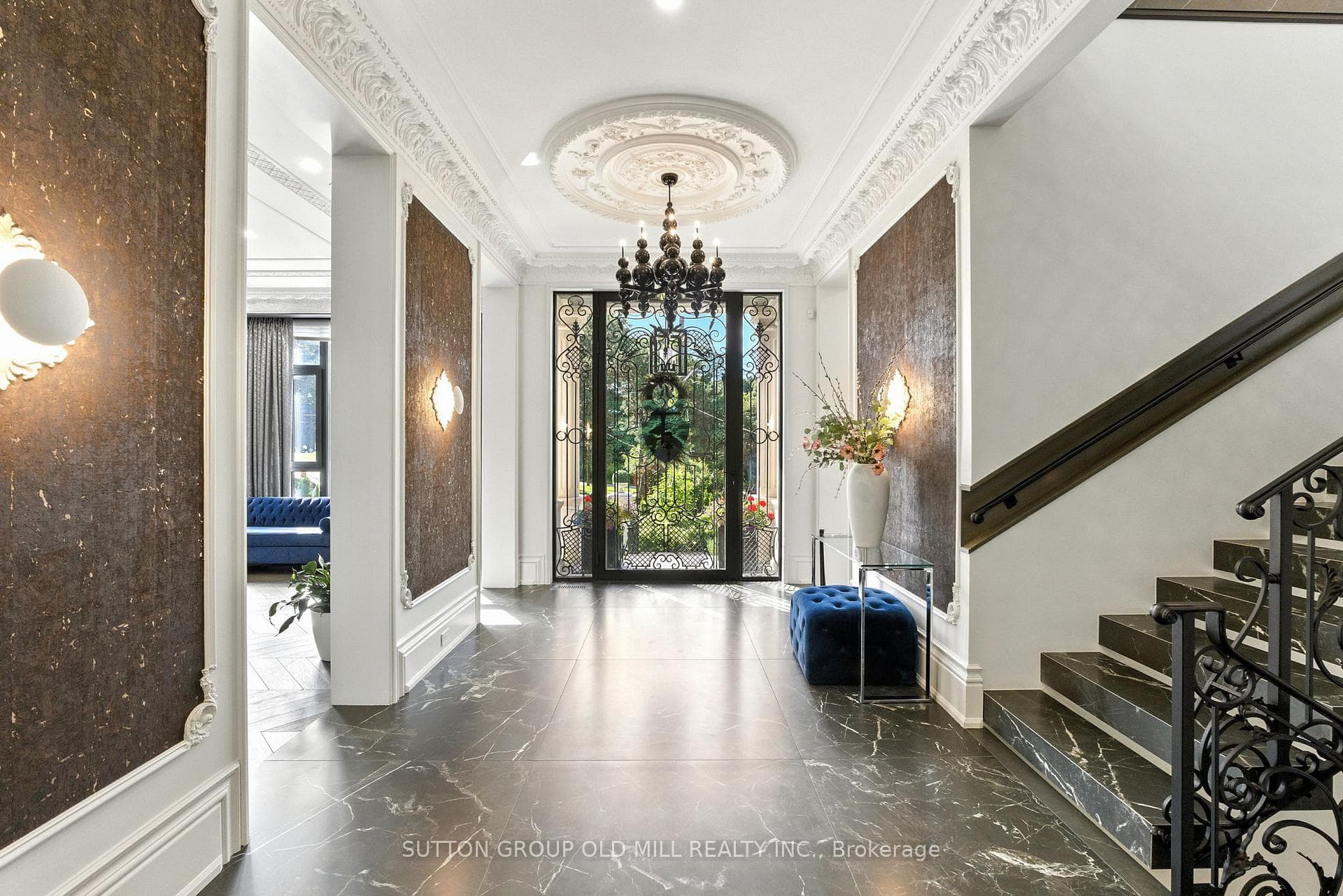 10 Hillavon Drive photo 4