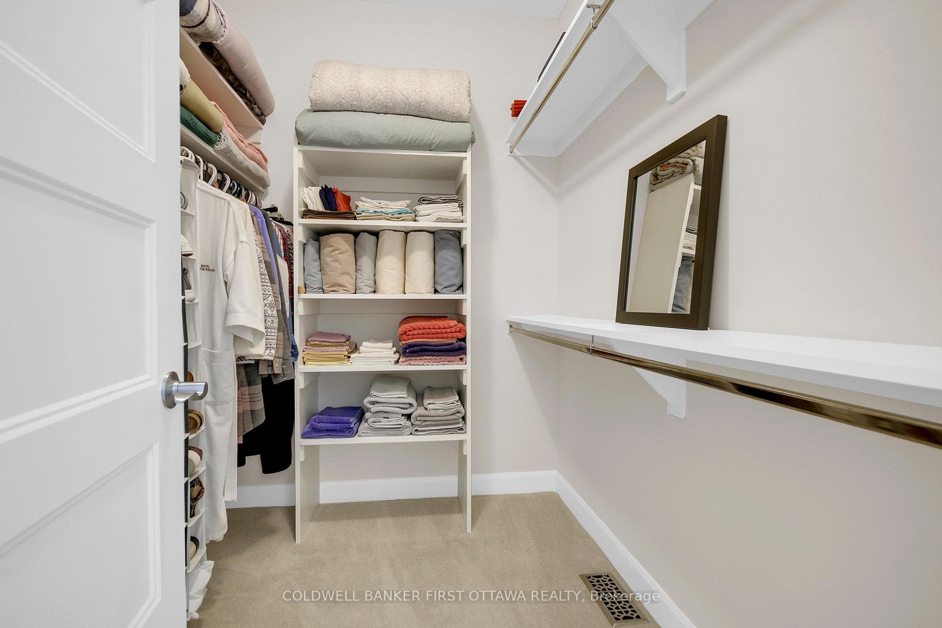 893 Artemis Circle photo 20