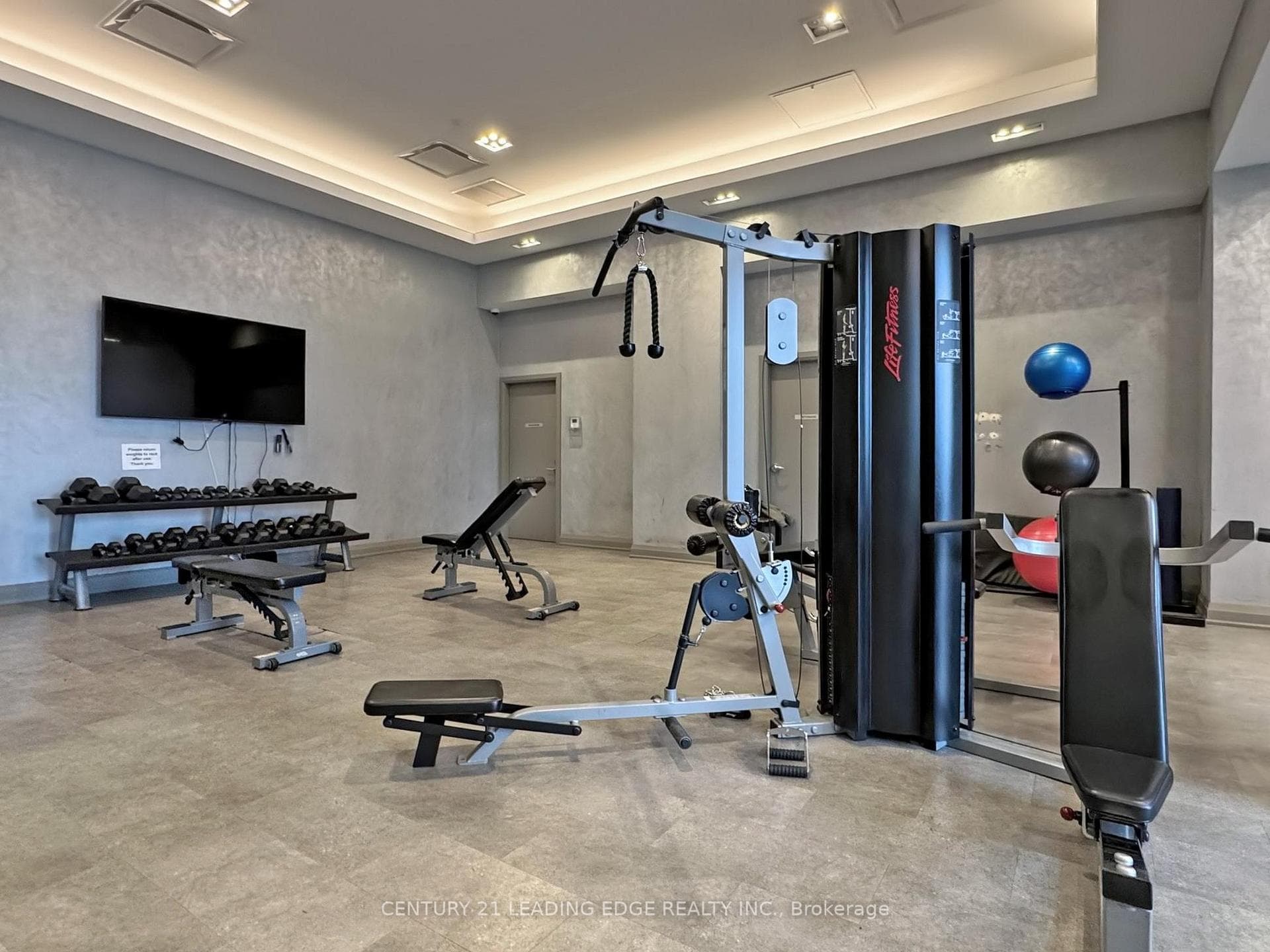 20 Meadowglen Place Unit 329 photo 47