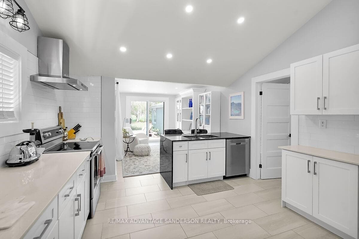 324 Cheapside Street photo 16