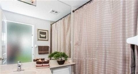 80 Absolute Avenue Unit 1101 photo 13