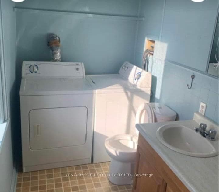 202 Dunlop Street Unit 2 photo 6
