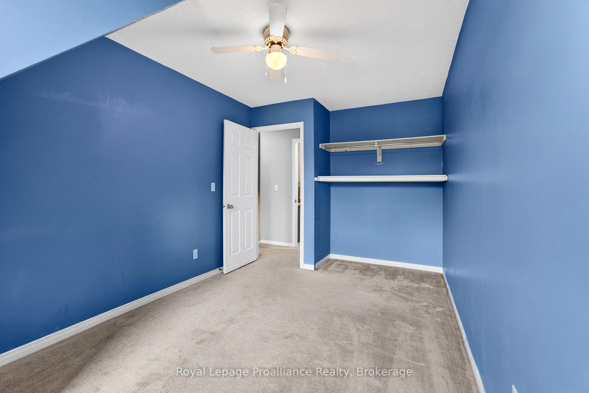 9 Progress Avenue Unit 4 photo 22