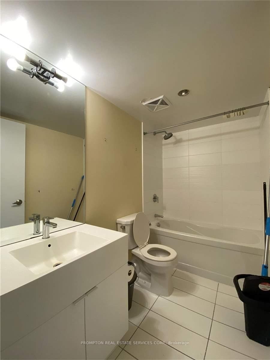 15 Iceboat Terrace Unit 731 photo 12
