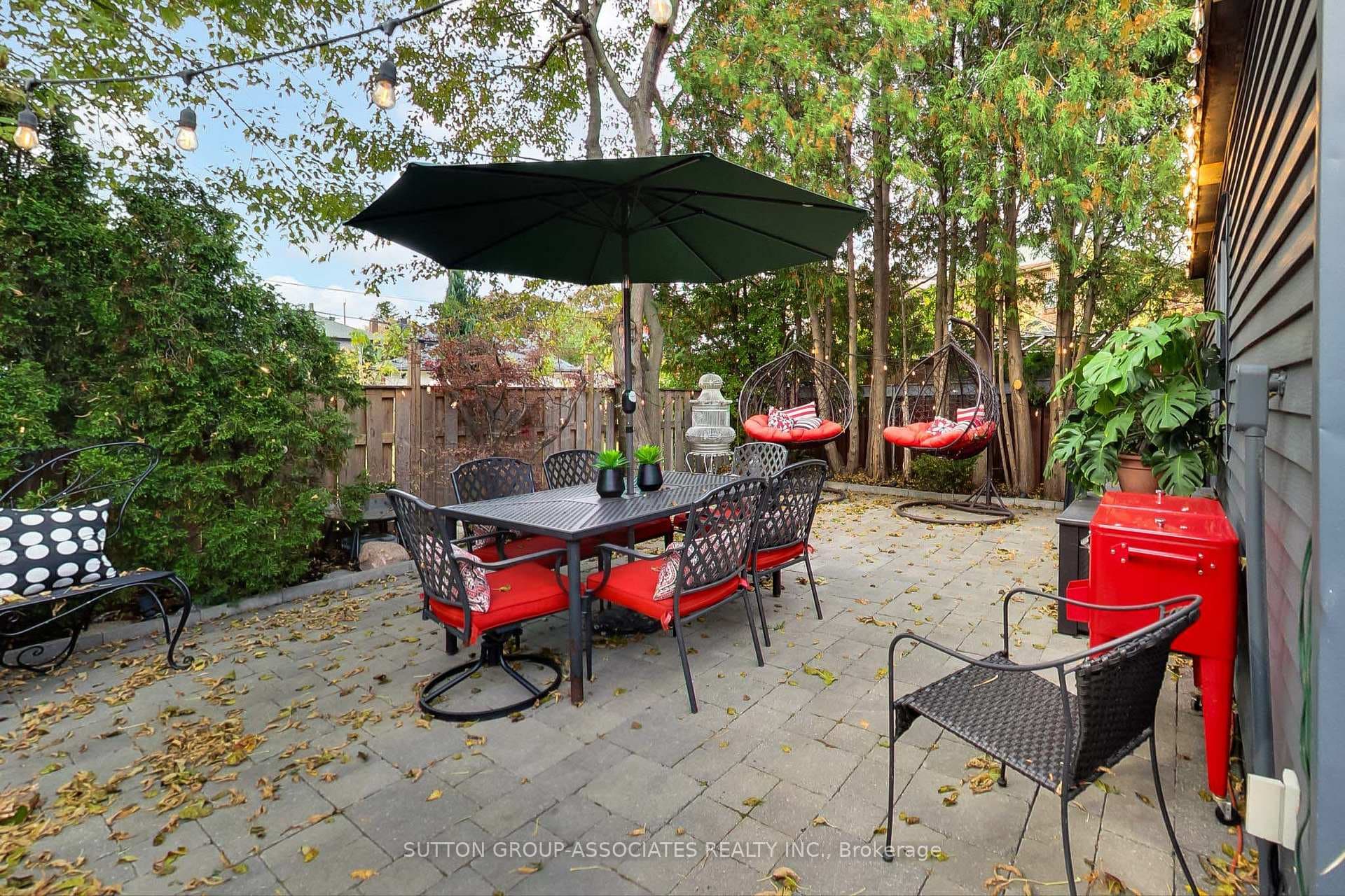 6 Falwyn Avenue photo 37