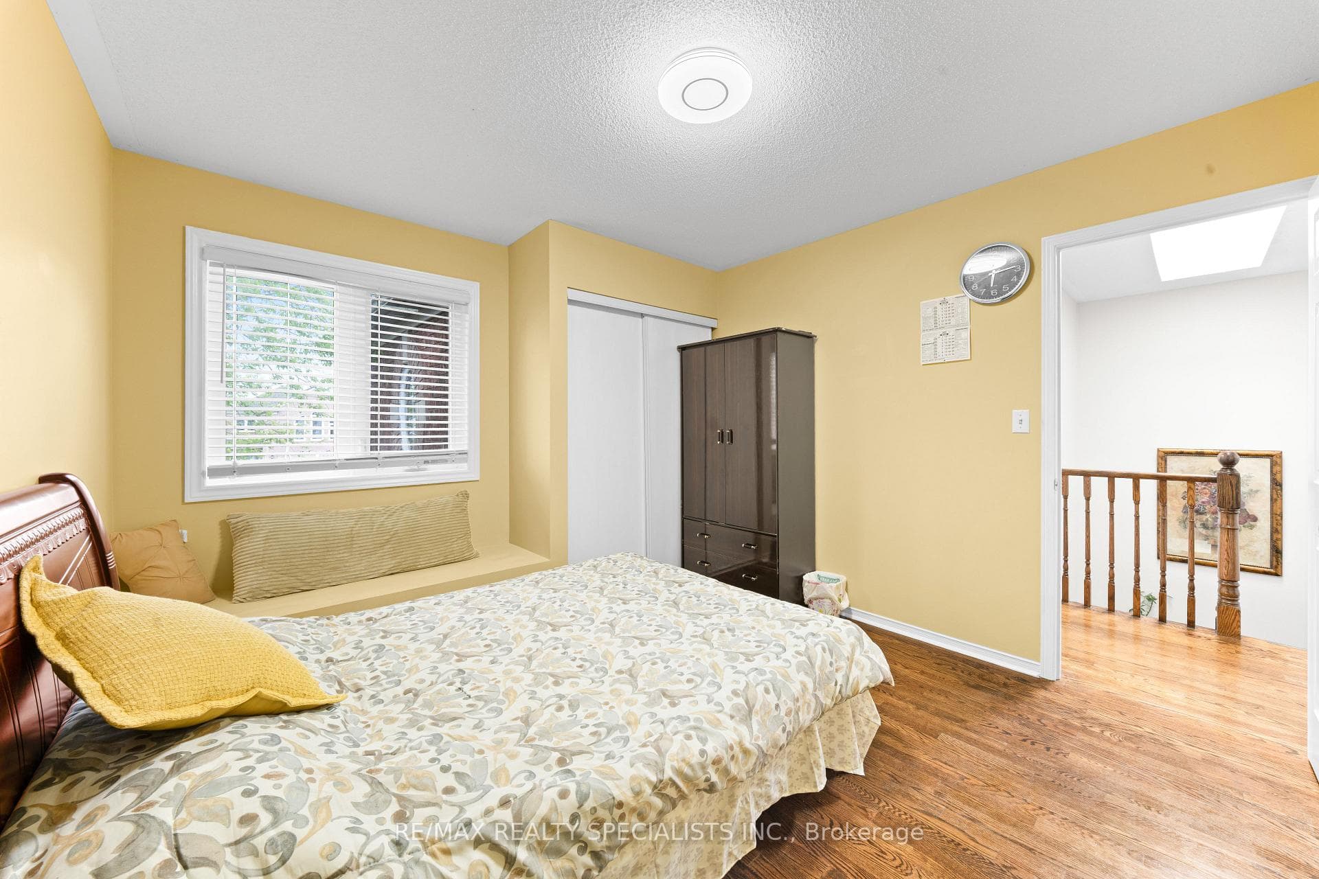 51 Forestgrove Circle photo 18