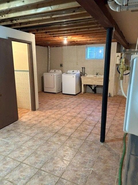 98 Jeanne Drive photo 24