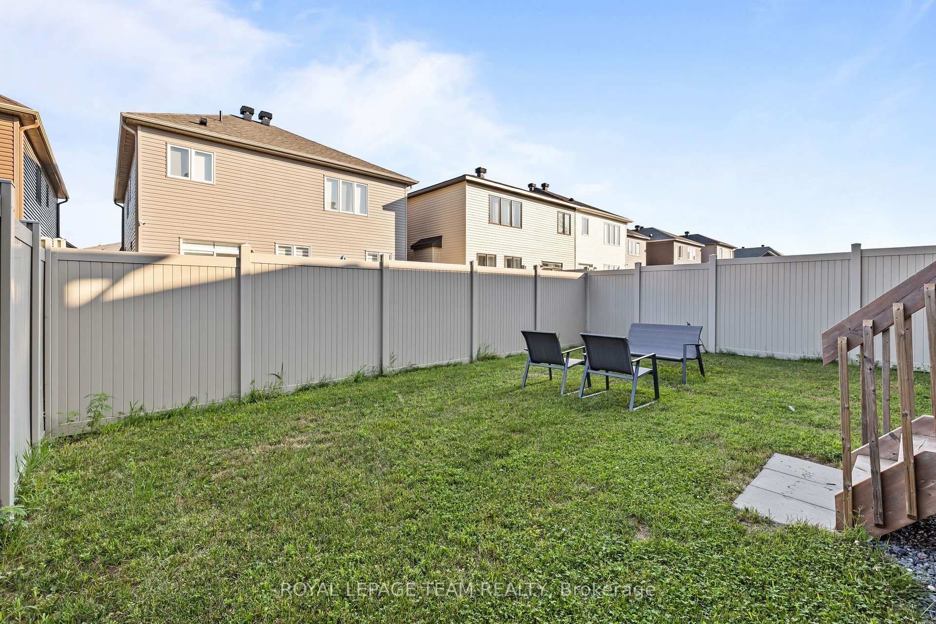70 Ralph Erfle Way photo 34