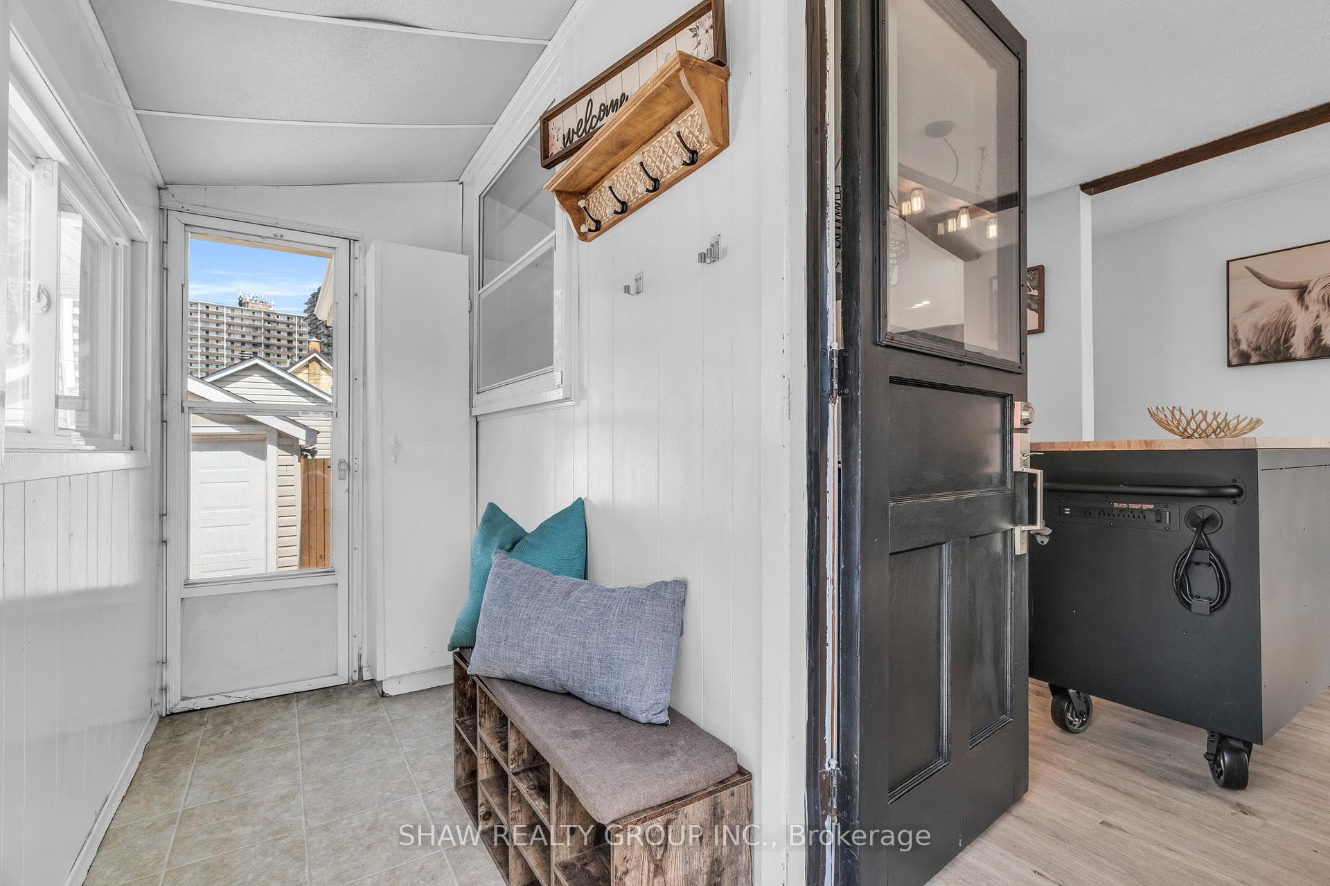 80 Ellis Avenue photo 20