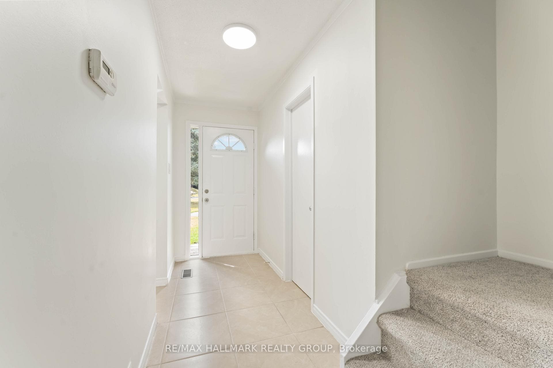 1441 PALMERSTON Drive Unit 317 photo 2
