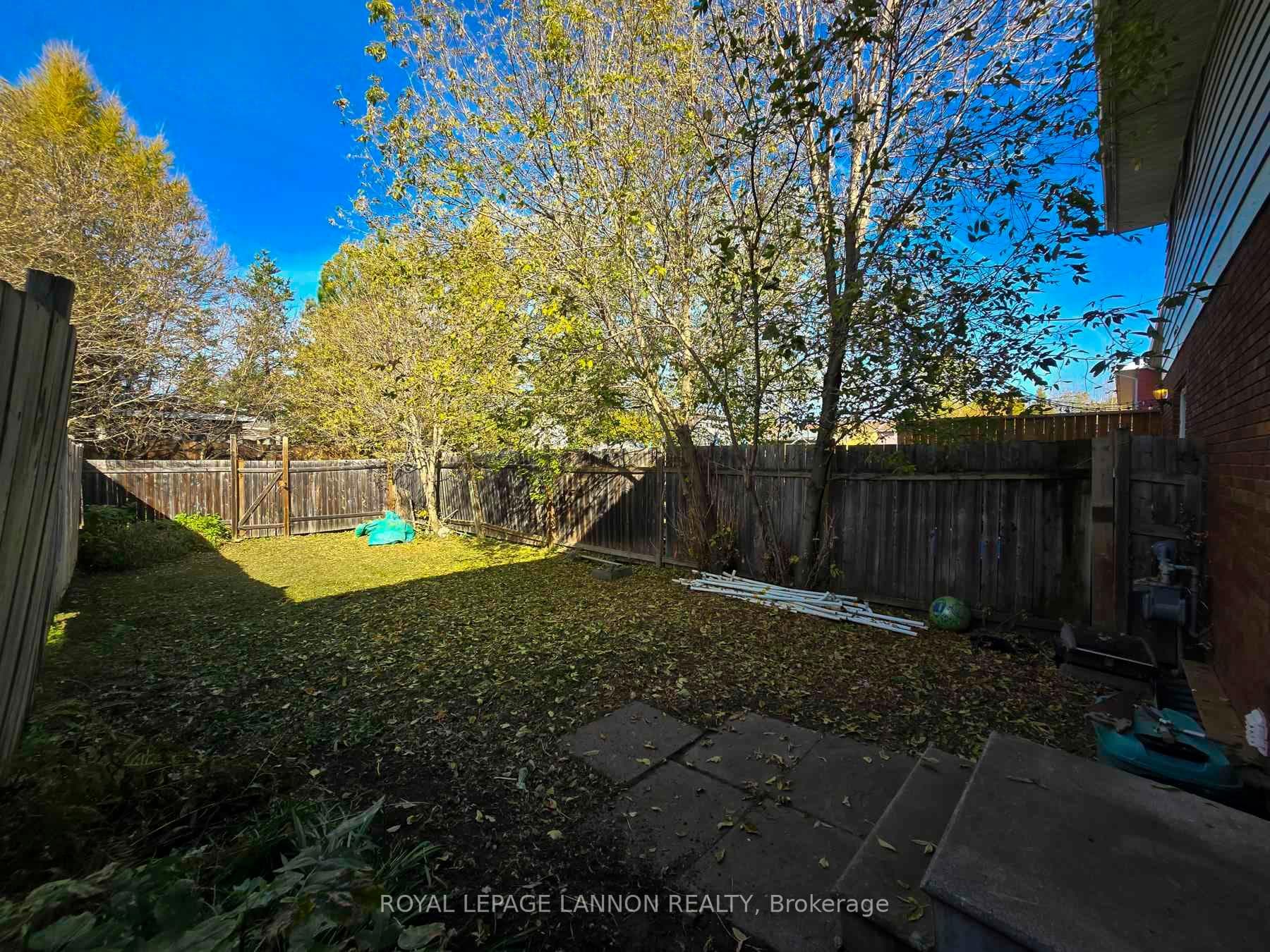 402 Brant St photo 46