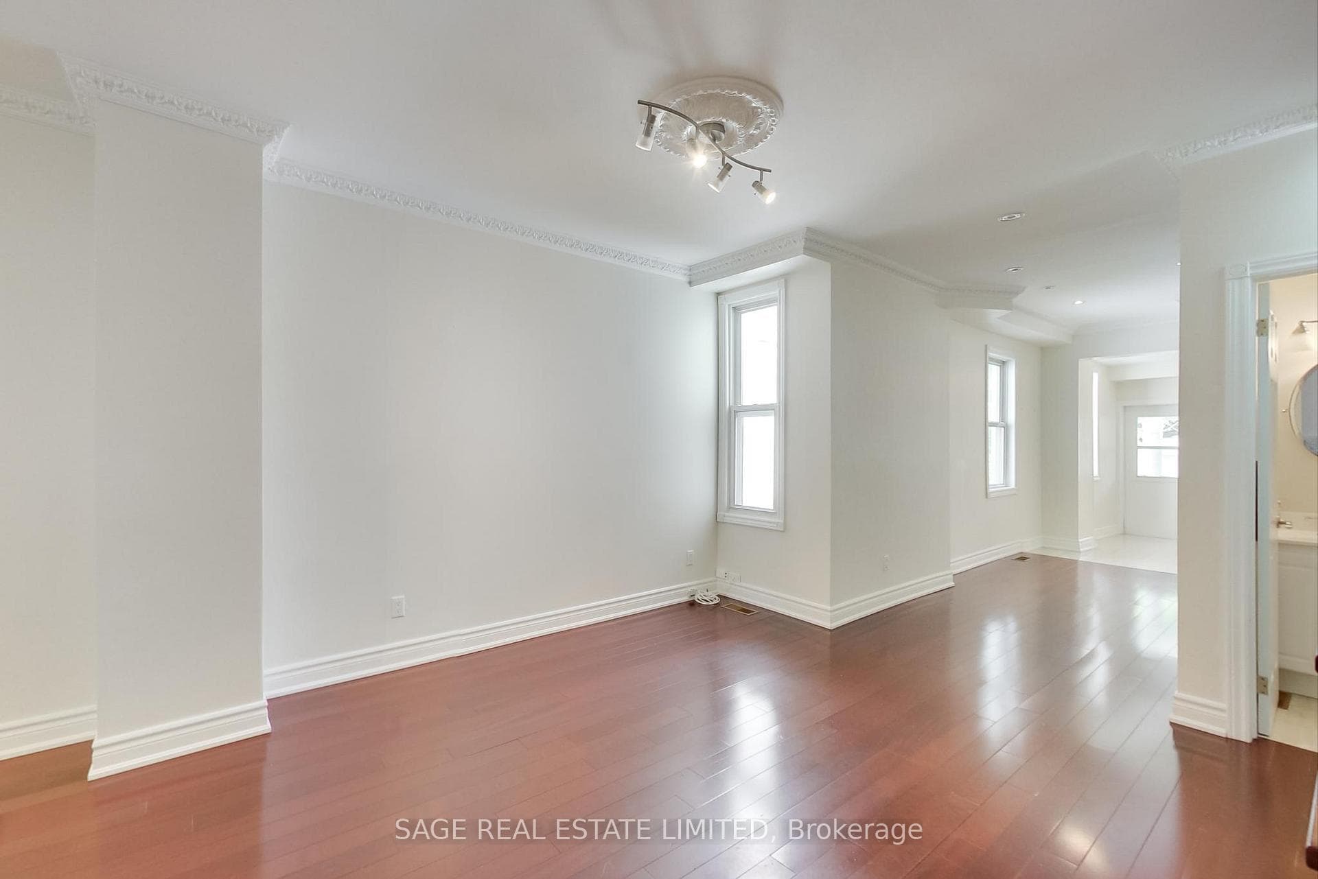 217 Booth Avenue photo 5