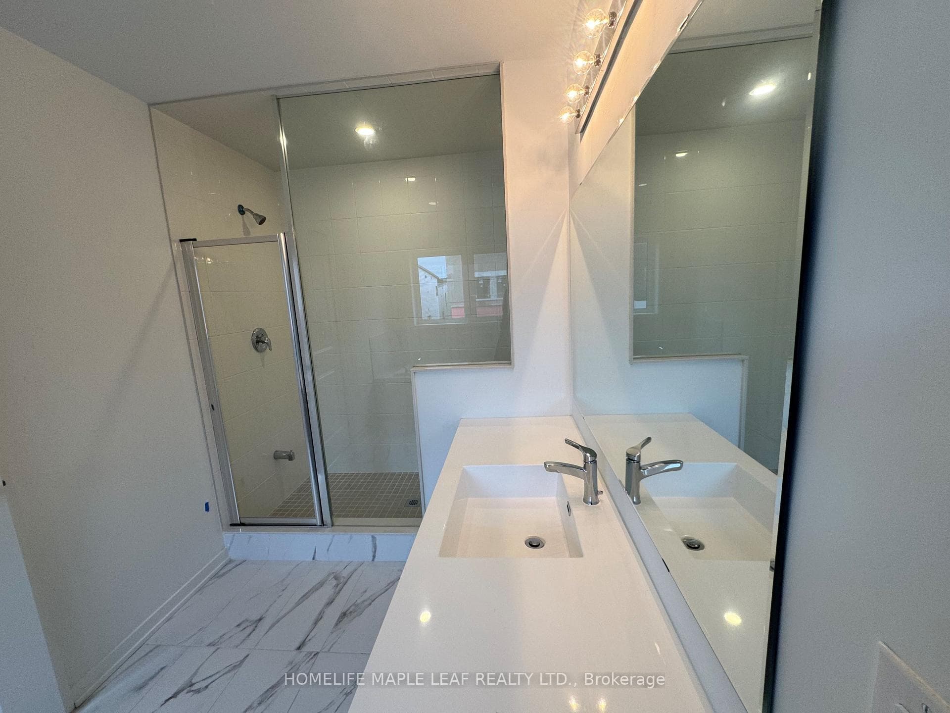 765 Conlin Road photo 5