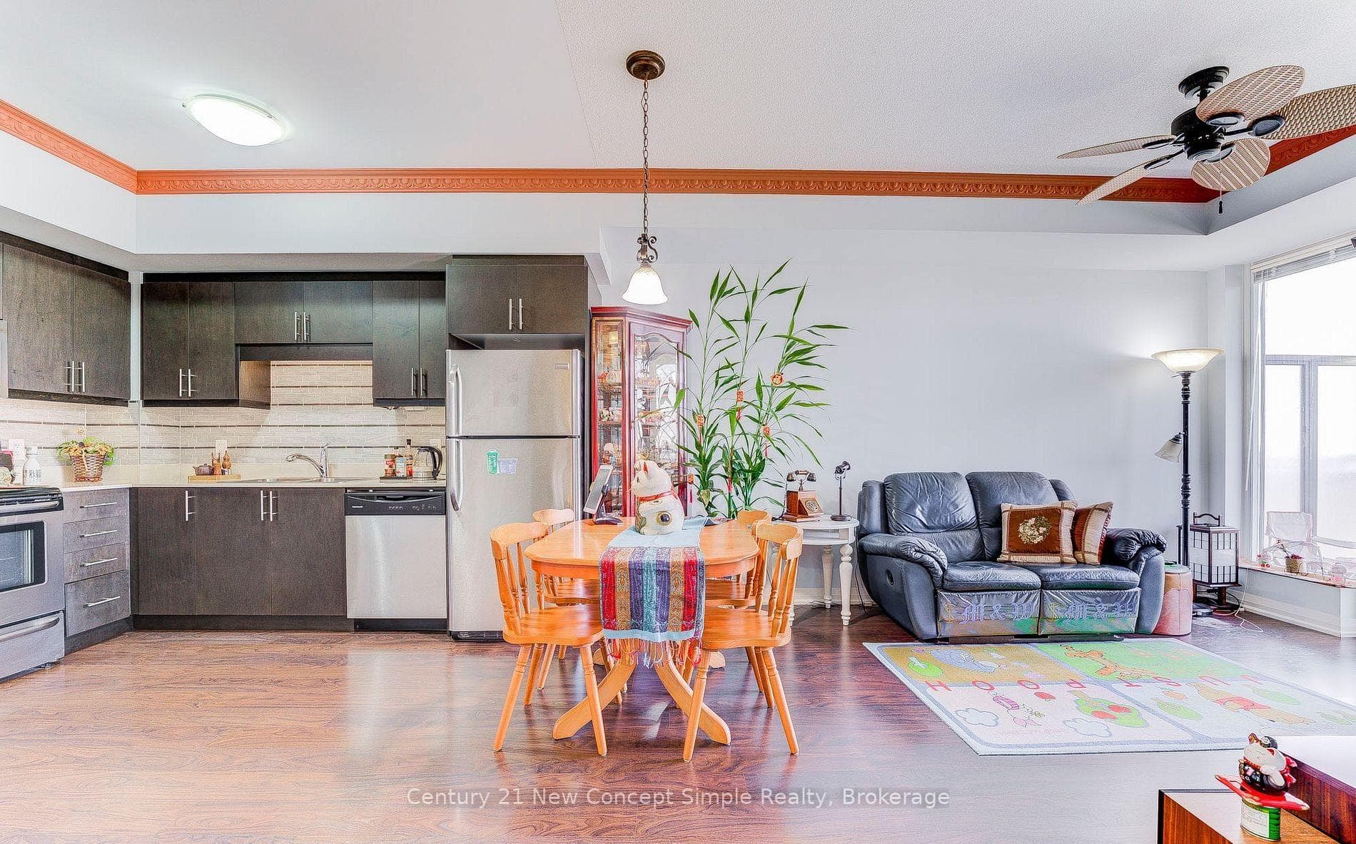 9500 Markham Road Unit 520 photo 8