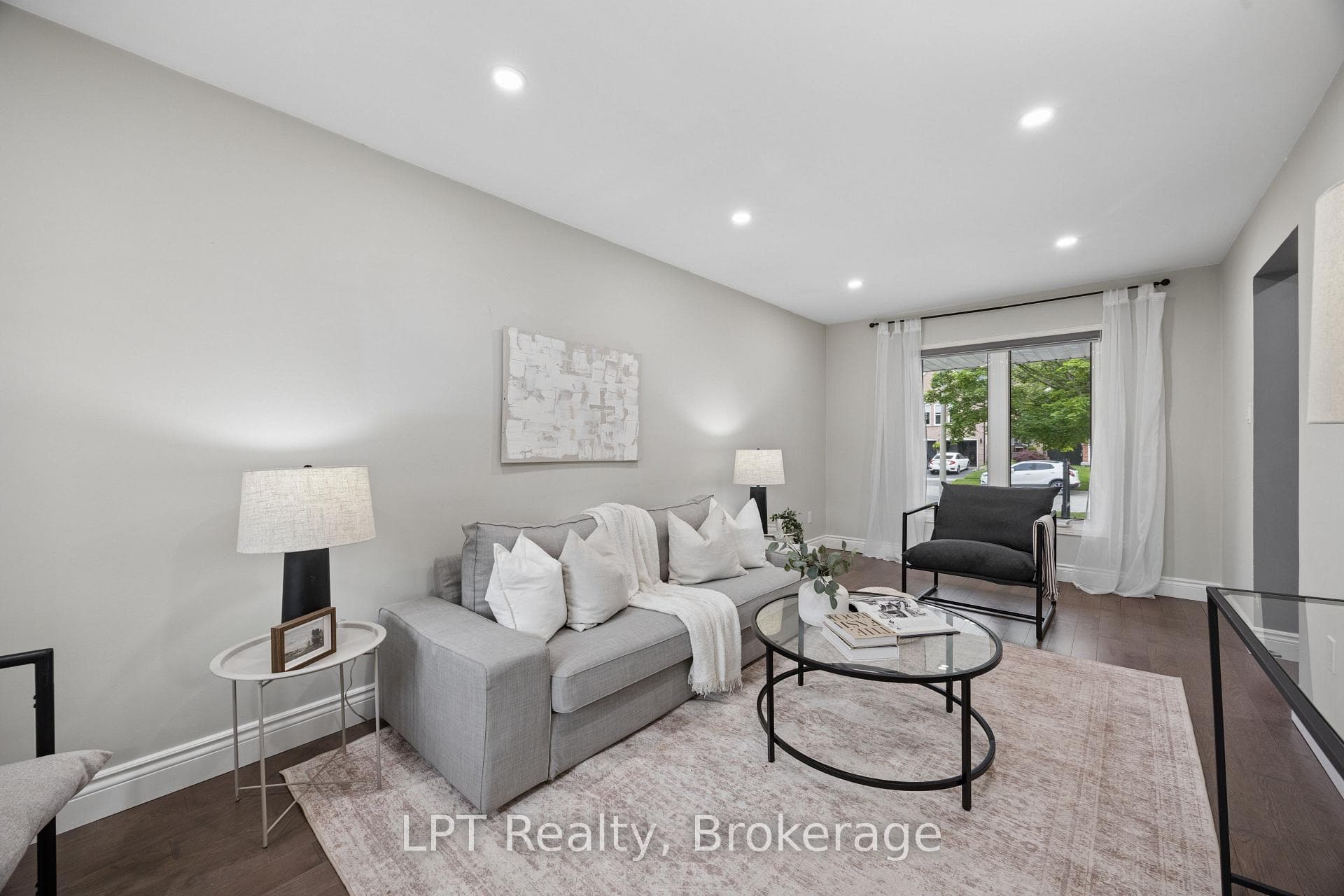 178 Sandringham Drive photo 6