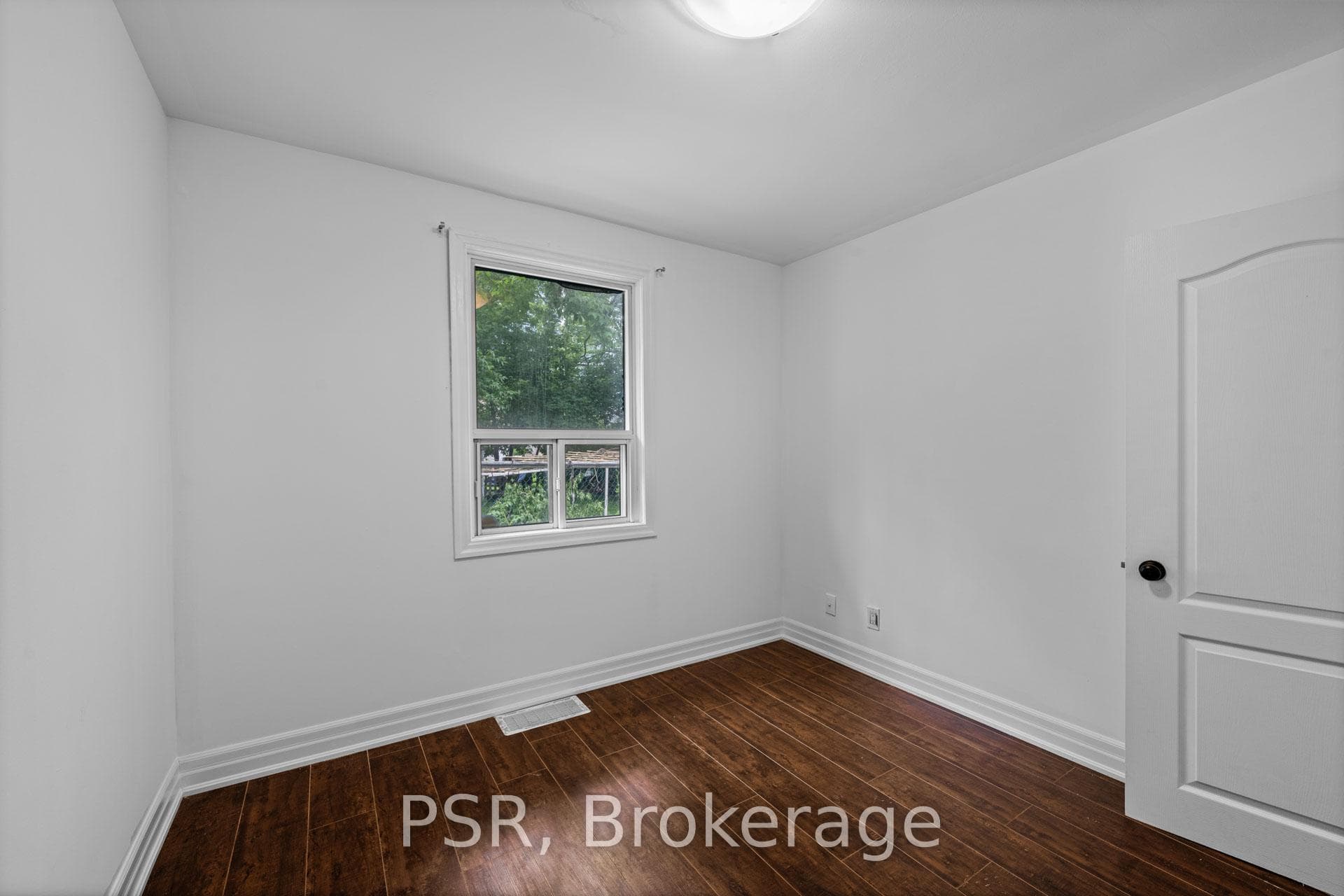 18 Grandview Avenue Unit Main Fl photo 22