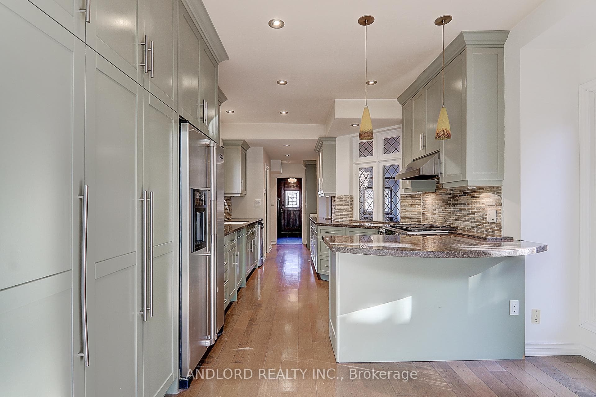 138 Fallingbrook Road photo 6