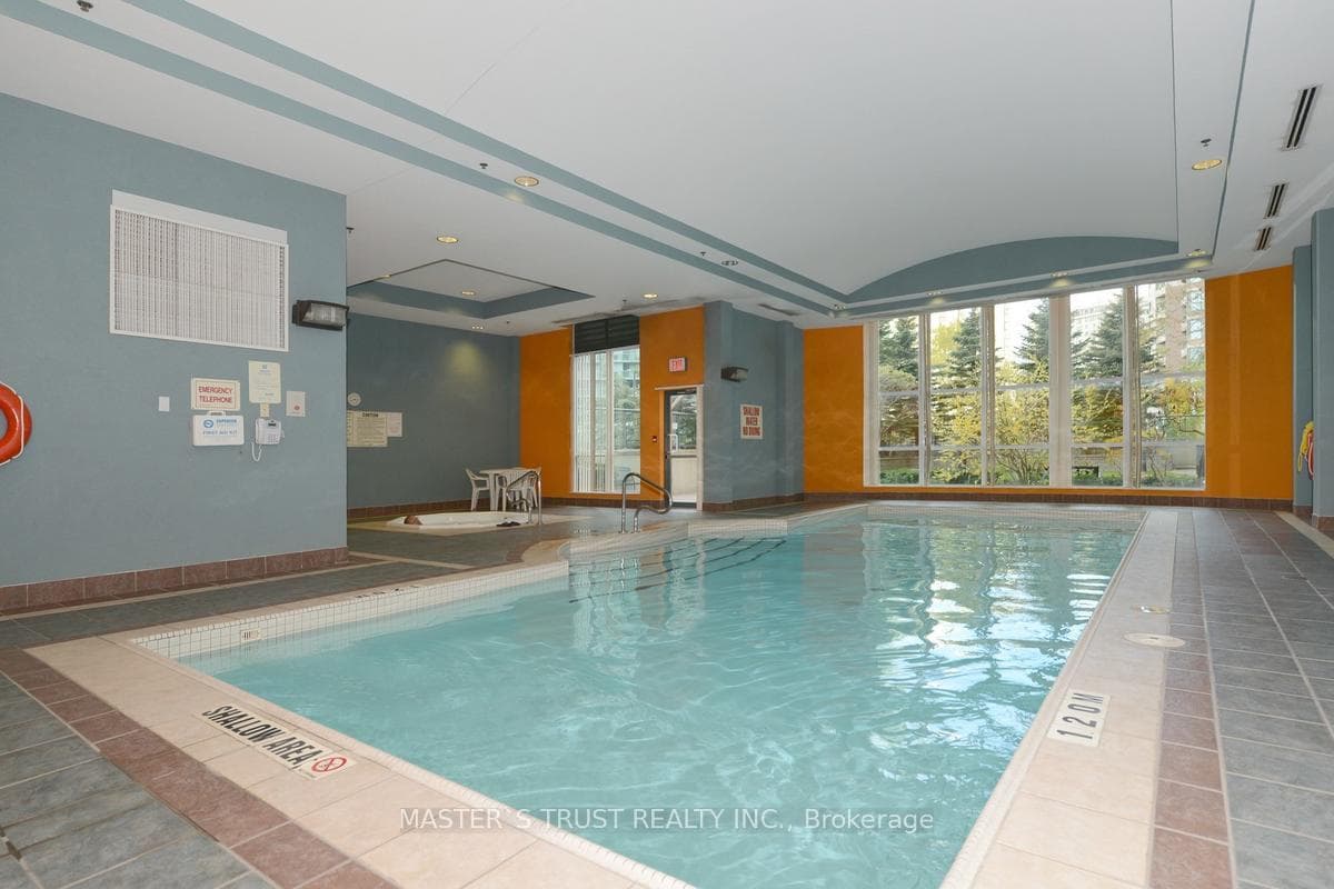 2206-7 Lorraine Drive photo 5