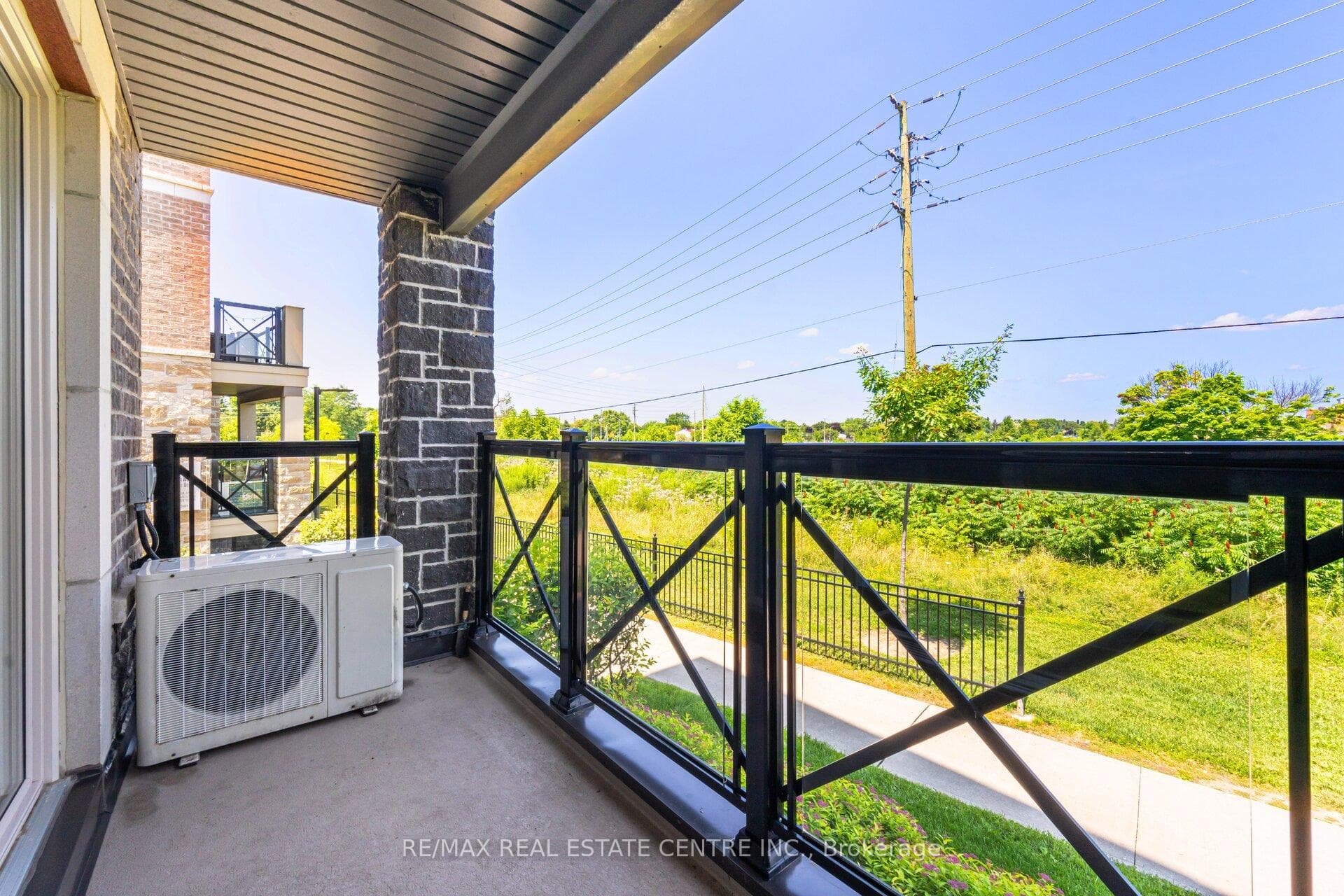 50 Dunsheath Way Unit 602 photo 32