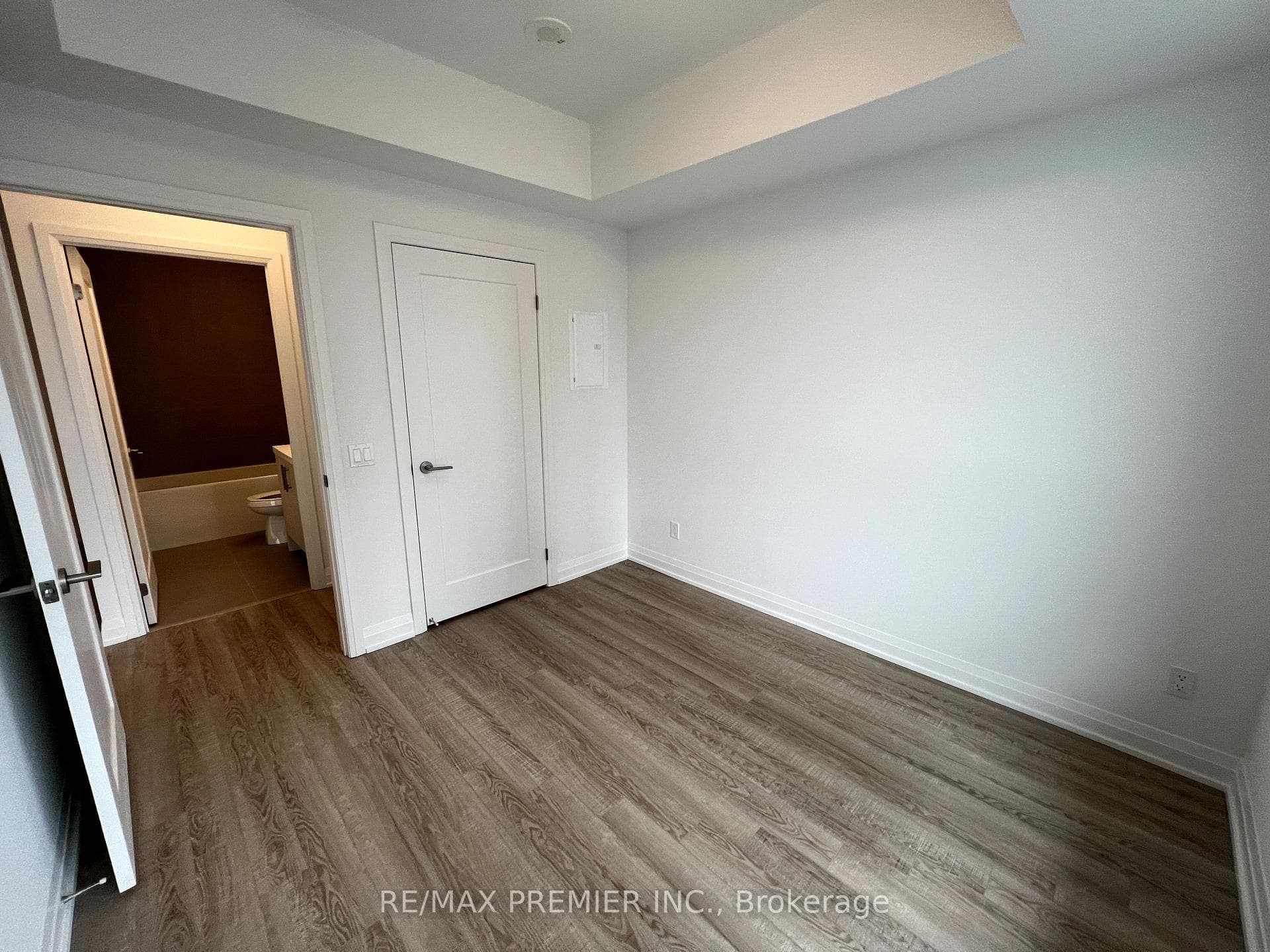 286 Main Street Unit 1008 photo 14