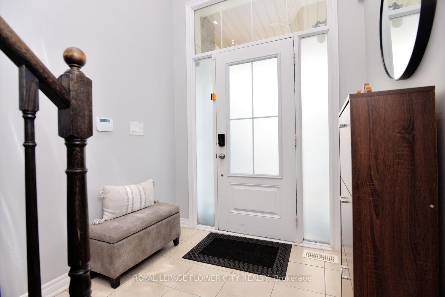 80 Rockman Crescent photo 6