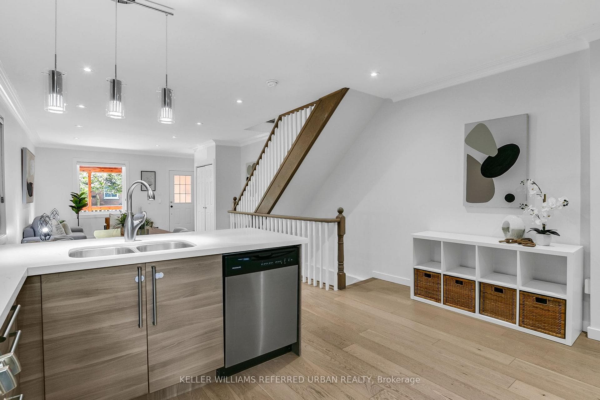 40 Mallon Avenue photo 12