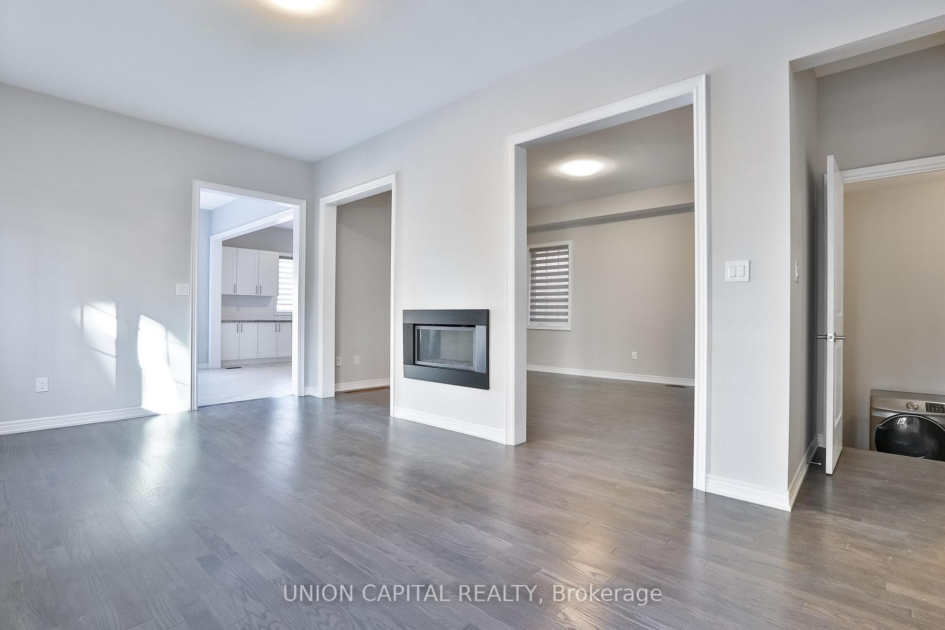 30 Leary Crescent photo 8