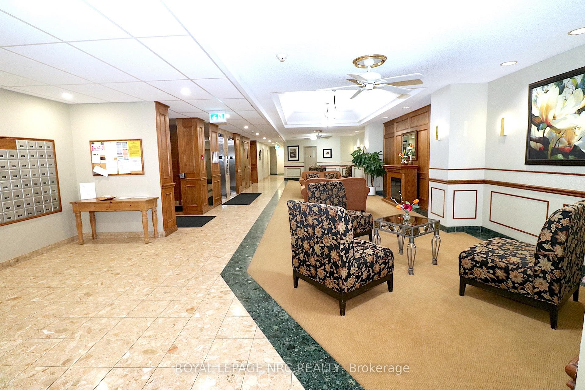 7 GALE Crescent Unit 202 photo 28