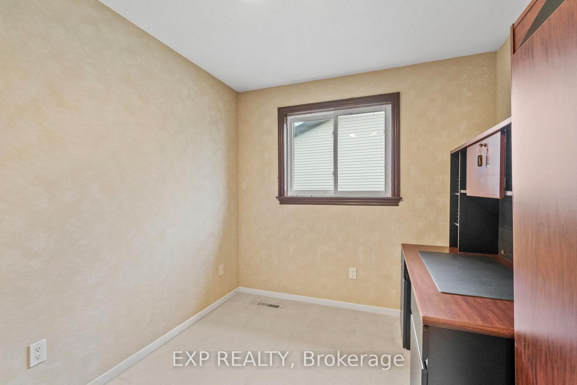 25 Lilac Avenue photo 19