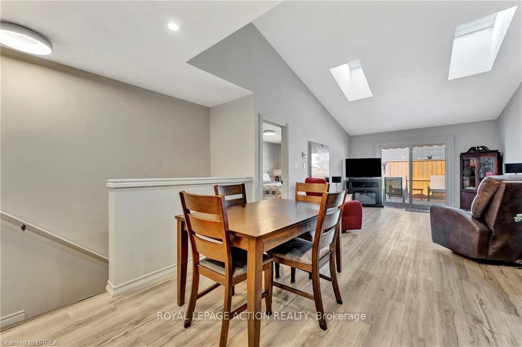 70 Harris Avenue Unit C photo 8