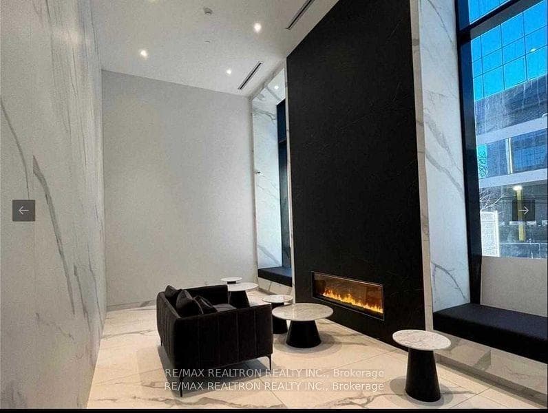 20 Edward Street Unit 2106 photo 2