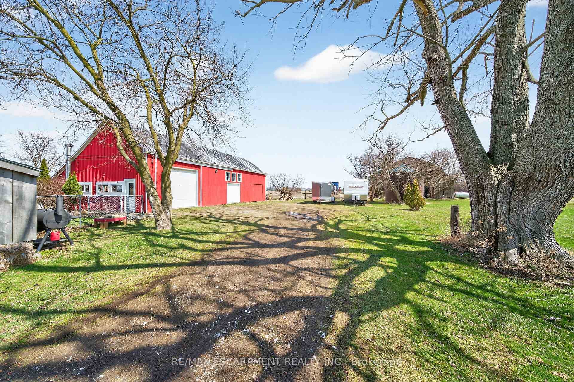 984 CHEAPSIDE Road photo 38