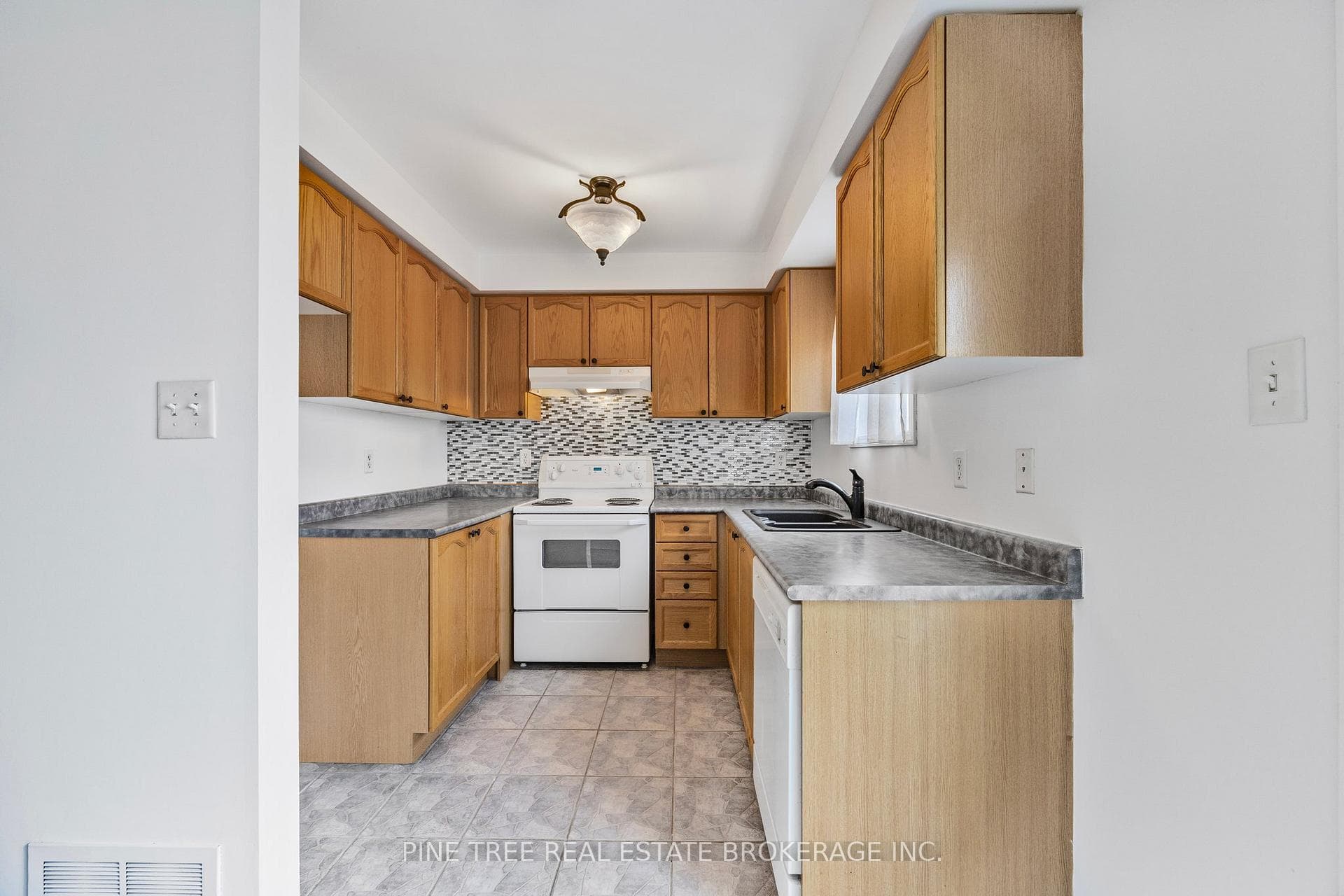 42 Coleman Drive photo 14