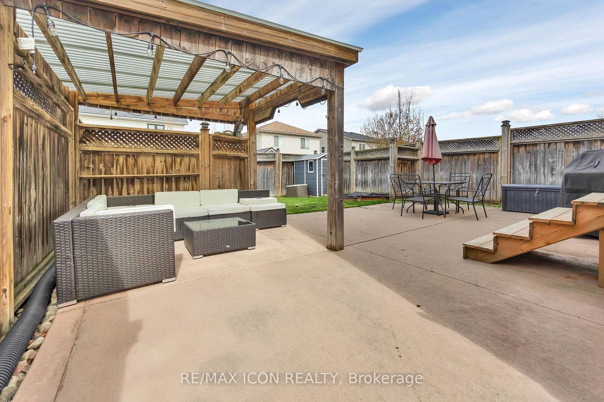 220 Brenneman Drive photo 39