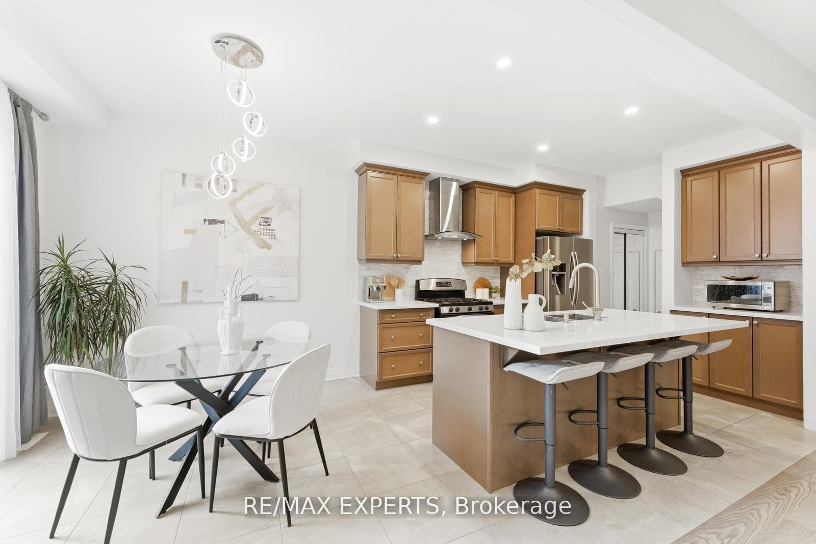 1254 Sweetfern Crescent photo 14