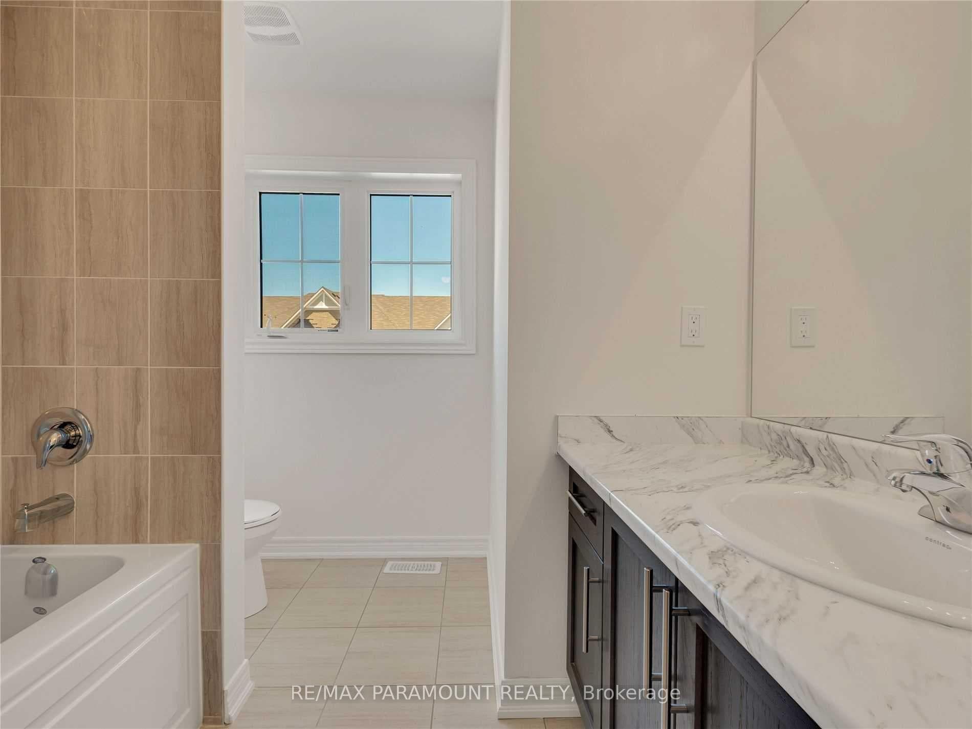 18 Tait Crescent photo 27