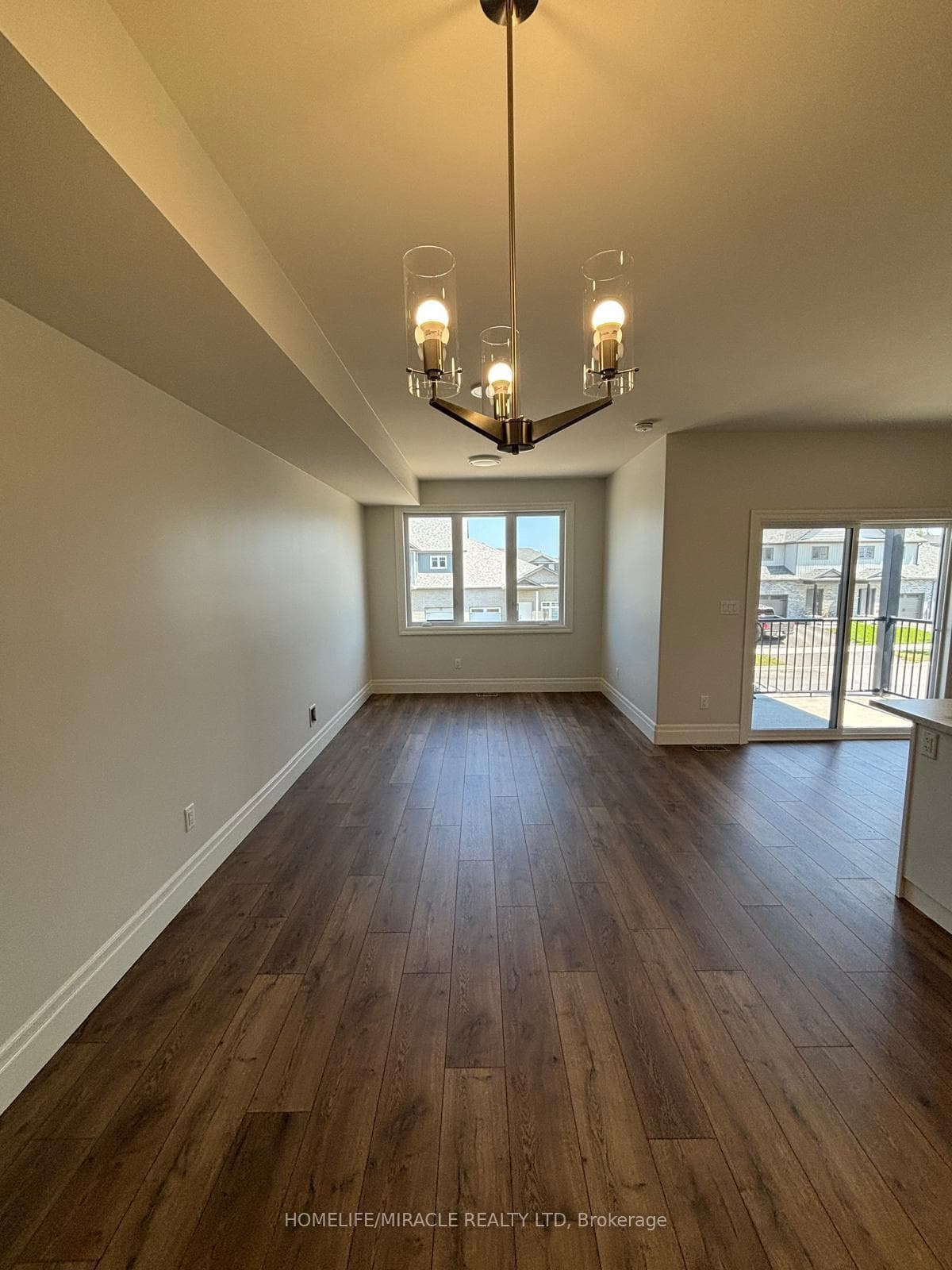 33 Markland Avenue photo 5