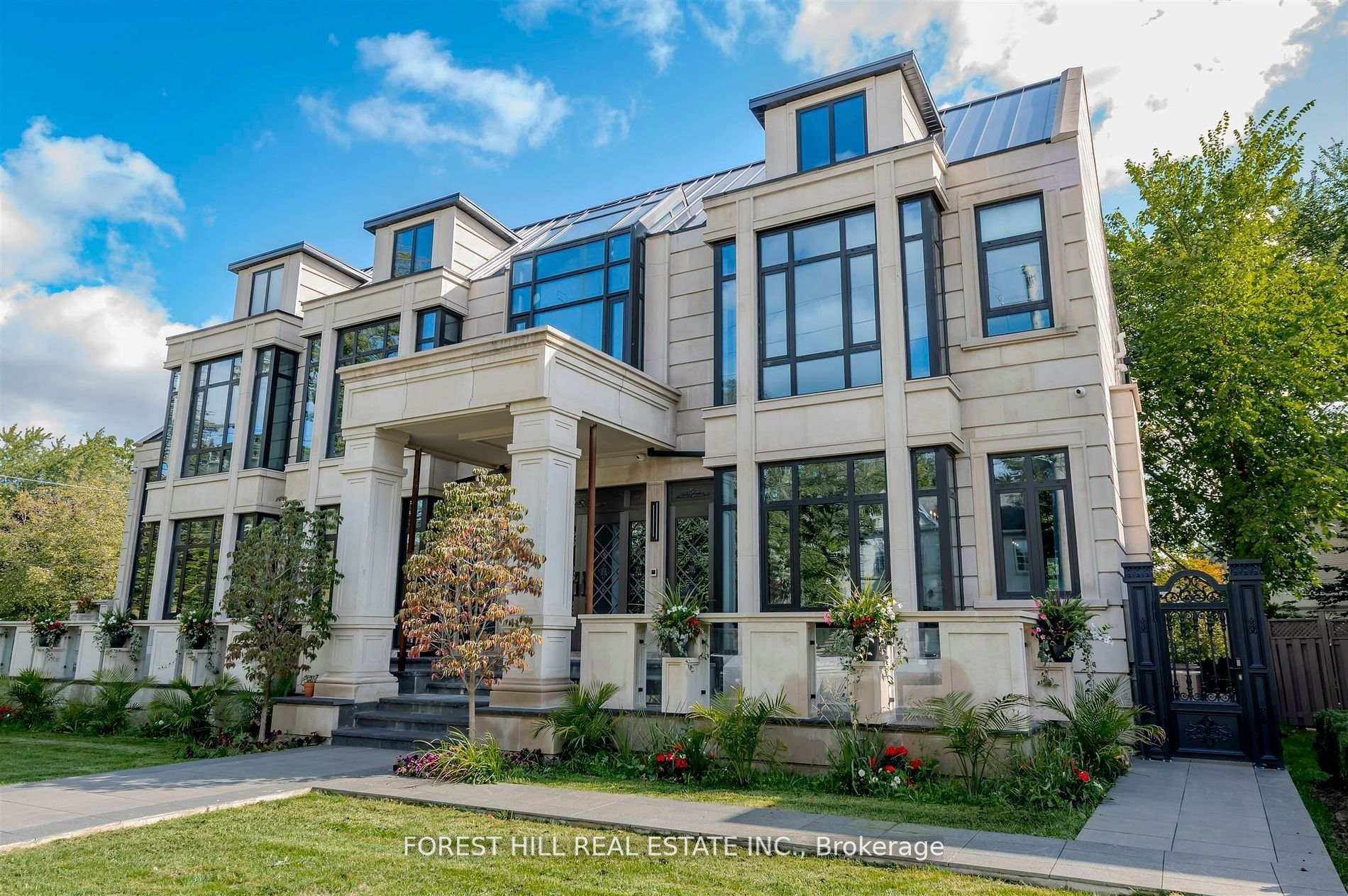 505 Russell Hill Road photo 2
