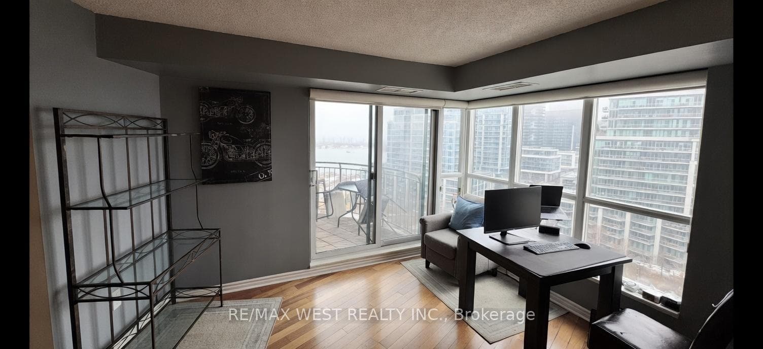 2111 Lake Shore Boulevard Unit 1506 photo 5