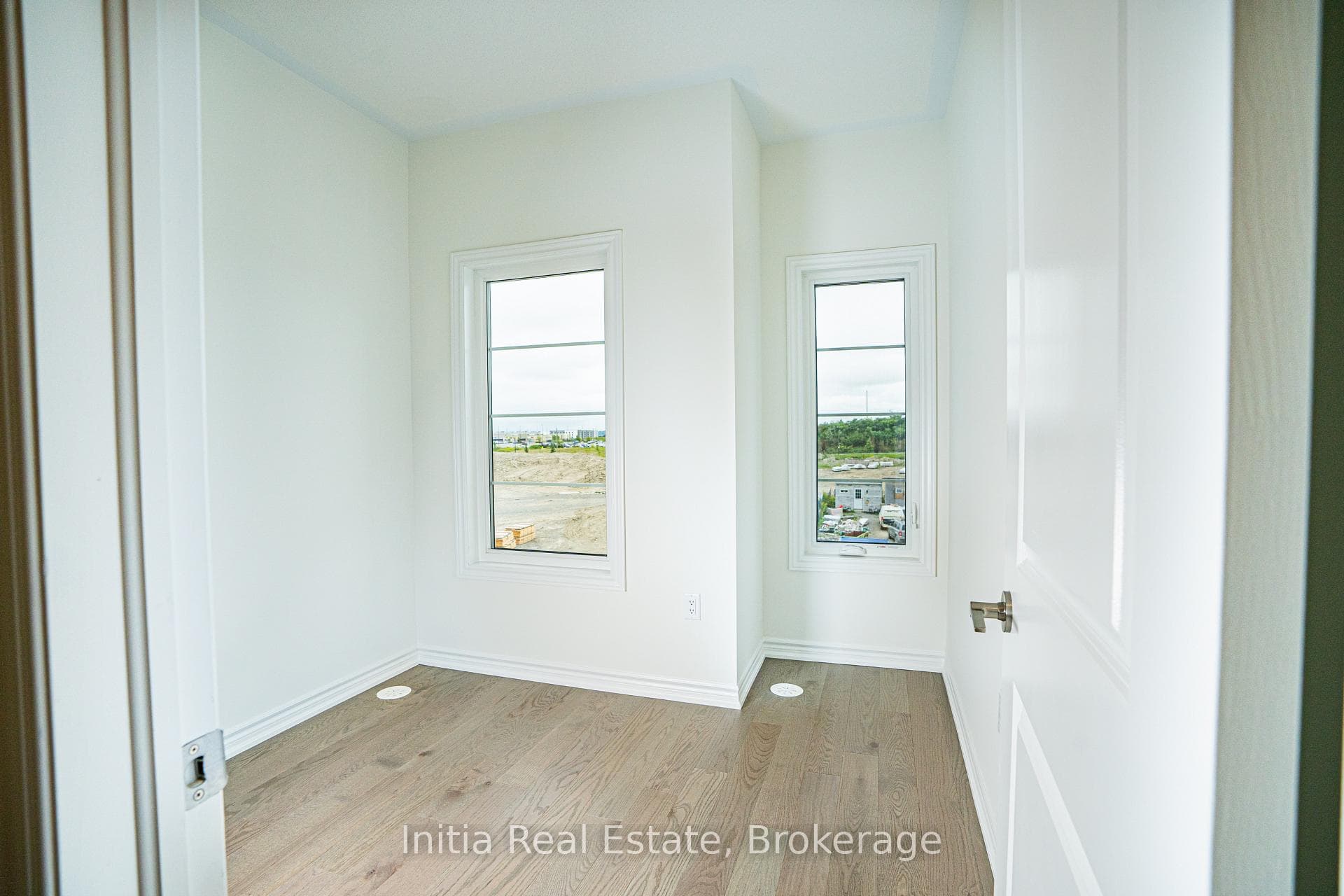 84 Paisley Drive photo 16