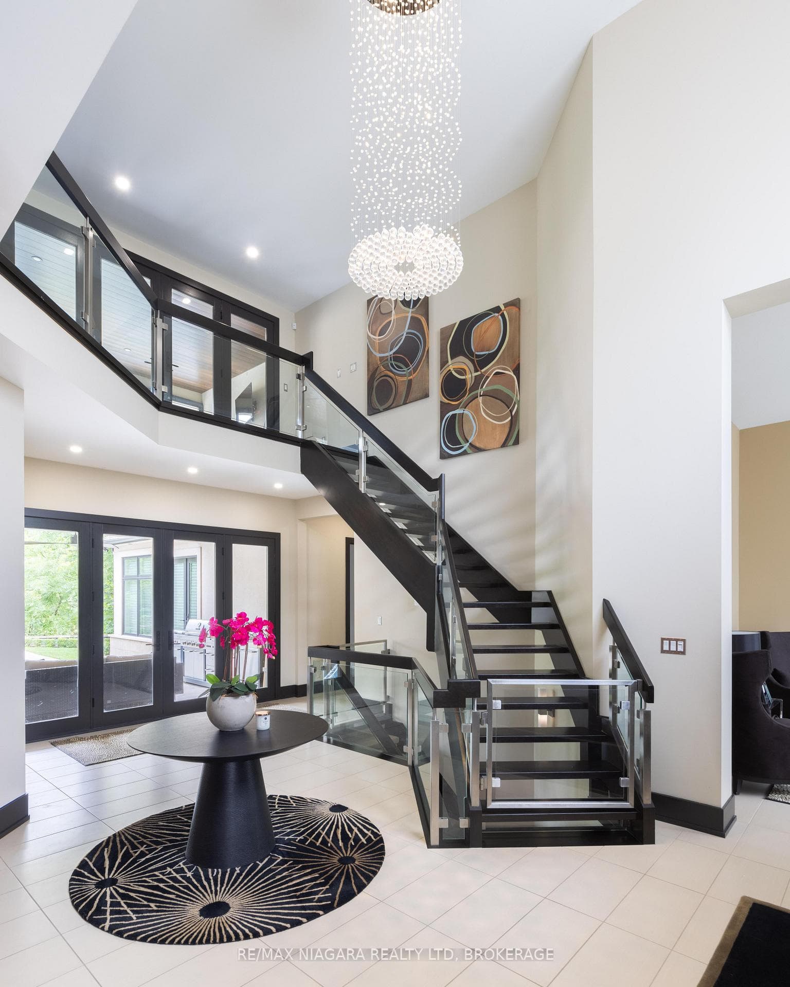 362 Niagara Boulevard photo 12