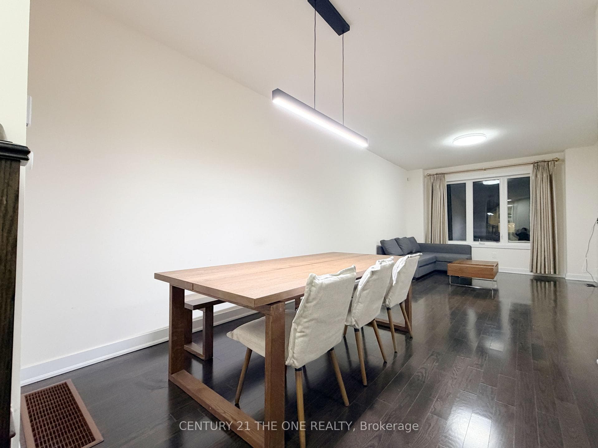 8 Anchusa Drive photo 4